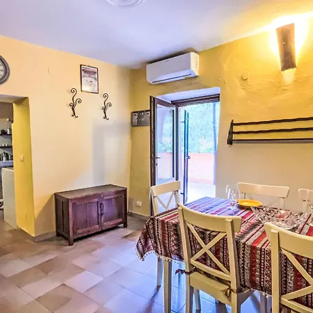 Grotta Dell'edera By Interhome Calice Ligure