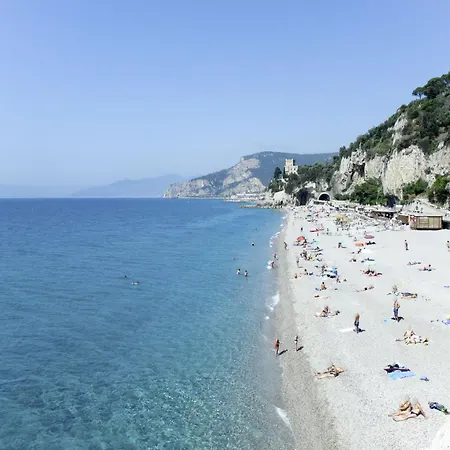 Grotta Dell'edera By Interhome Calice Ligure