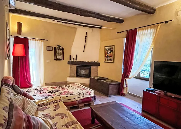 Grotta Dell'edera By Interhome Calice Ligure