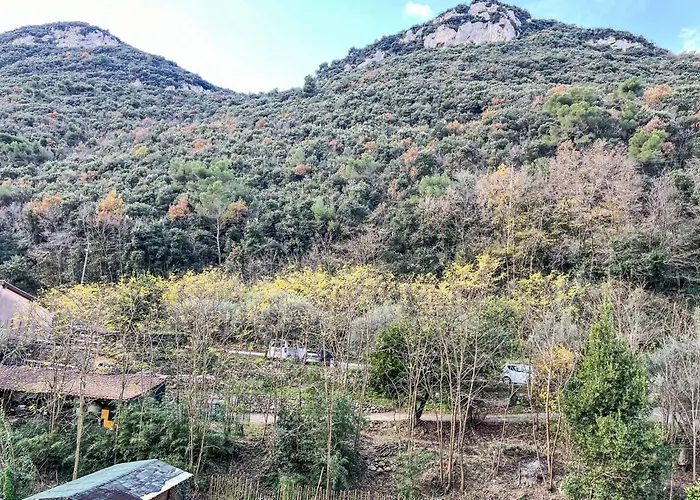 Grotta Dell'edera By Interhome Calice Ligure