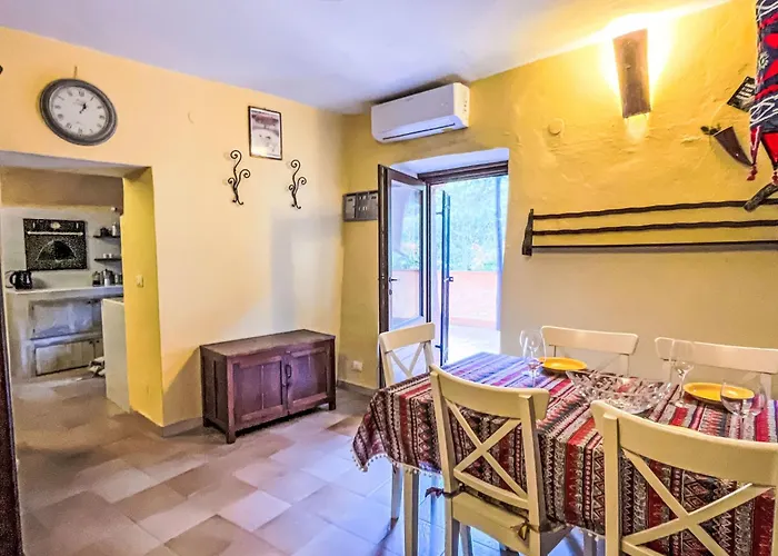 Grotta Dell'edera By Interhome Calice Ligure
